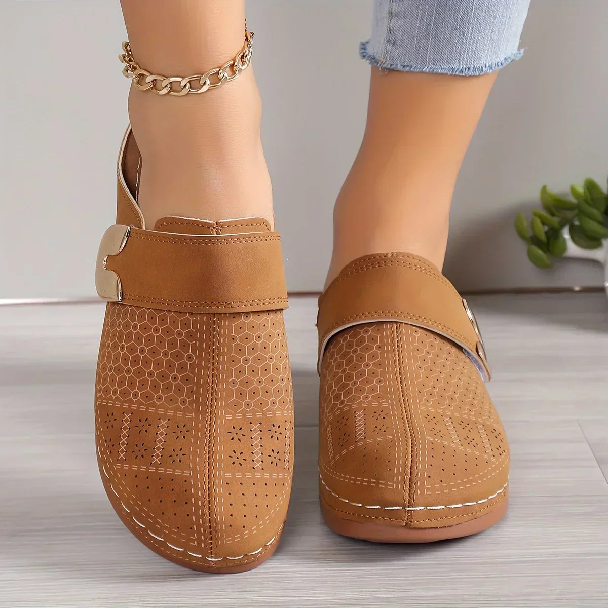 Caprielle™ Chic Supportive Wedge Sandals